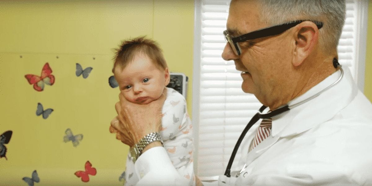 Vidéo pour apprendre à calmer les pleurs de bébé